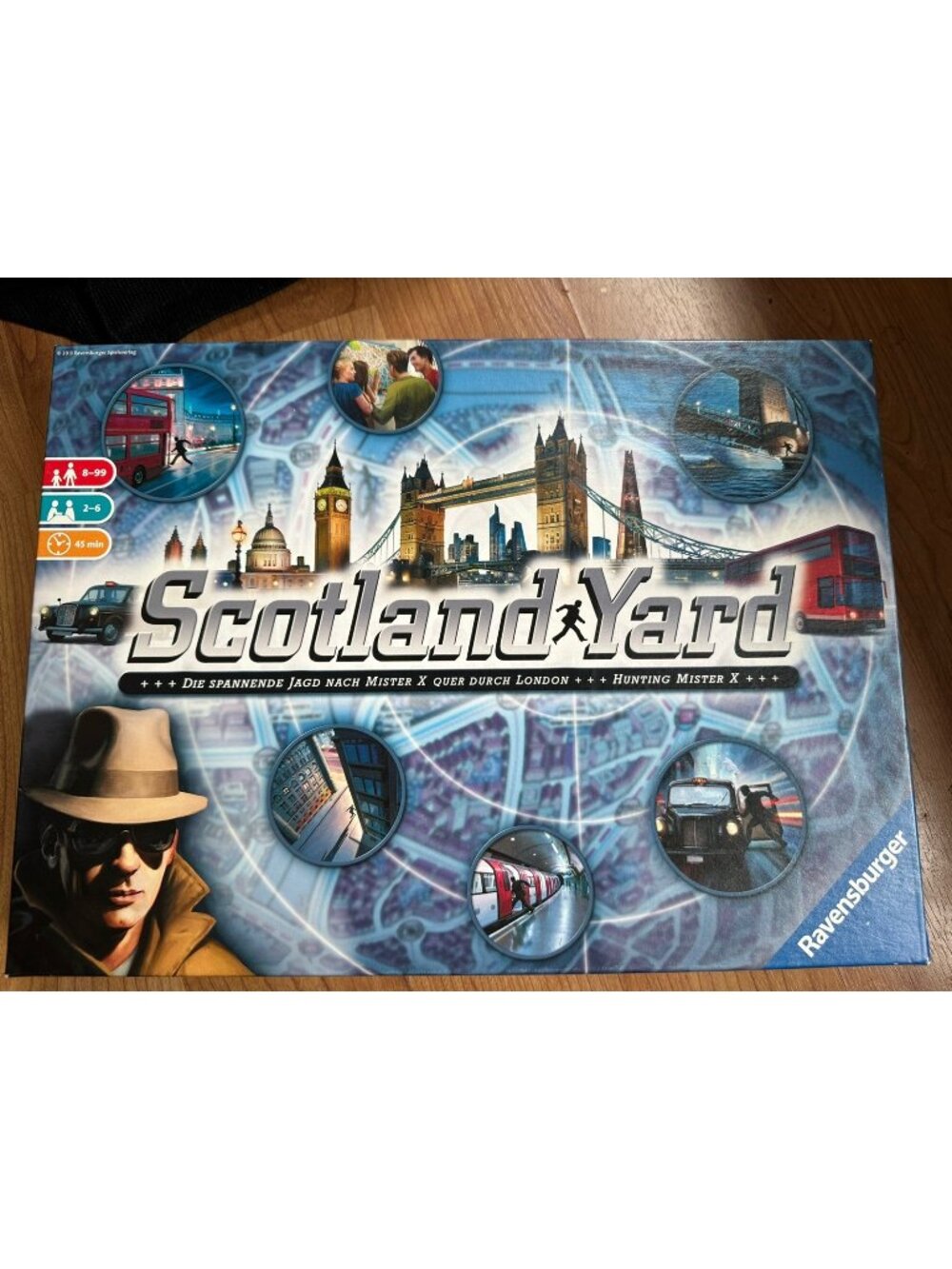 Ravensburger Scotland Yard Hidden Movement Mystery Strategy Board Game Complete